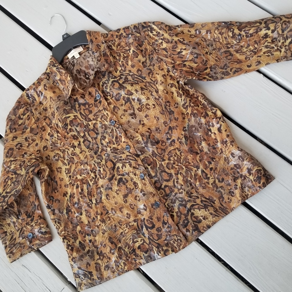 PL Leopard button up top